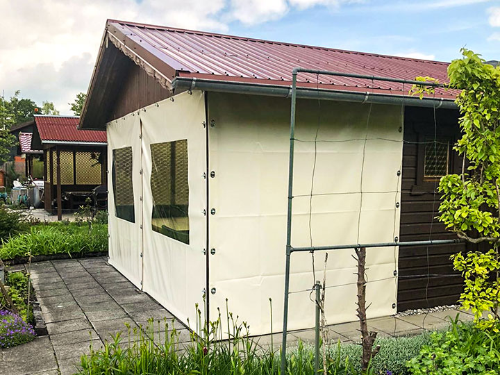 Vorhänge für Schrebergartenhäuschen